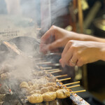 山家 - 炭火で丁寧に焼いています