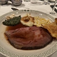 ロウリーズ・ザ・プライムリブ 恵比寿ガーデンプレイス店 - 