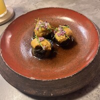 和琉料理 さりぃ - 茄子の煮浸し、北海道産うにのせ