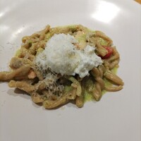 Cucina del NABUCCO - サーモンとアボカド、リコッタチーズのクリームソース