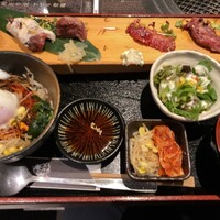 肉匠 牛虎 西中島店 - 