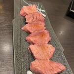 焼肉丸萬 - タン元