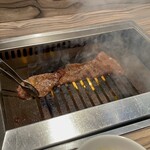 焼肉 ジャンボ - 