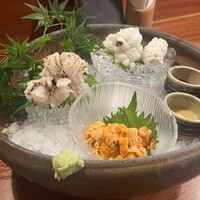 銀平 北新地店 - 鱧の焼き霜造り、鱧のゆでたて、生うに