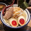 三田製麺所 - つけ麺（特盛800グラム）、全部乗せ1,130円
（毎月３日の「三田の日」は、全部乗せ無料）