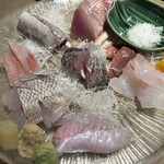 まるせん - 刺身盛り合わせ