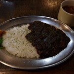 AKAI TORI - 黒カレー