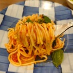 鎌倉パスタ - フレッシュバジルのトマトソース