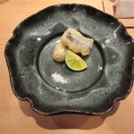 鮨 さかい - 太刀魚(千葉竹岡)の揚物、酢橘、塩