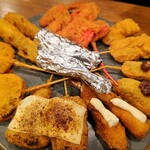 酒と串カツとらぁめん 呑気 - 