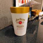 和牛赤身&wine 焼肉 山 - これお水です　オシャレだよね