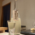 鮨 千陽 - 美しいお酒に相応しいグラス✨️素晴らしい✨️