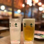 鳥良商店 - ◇生ビール¥385
…こちらは旦那くん。キリン一番搾りだそう。

◇レモンサワー¥329
…サッパリ甘くないので飲みやすい♪