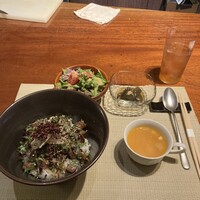 新橋 鉄板焼 ぷらちな FISH&MEAT - 