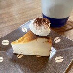 みんなのコーヒー - バスクチーズケーキ440円