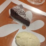 ピッコロ ピアッツァ - 