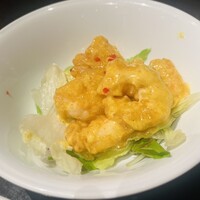 廣東料理 民生 ヒルトンプラザウエスト店 - 海老のカレーマヨソース