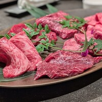 焼肉 思食 - 