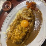 上等カレー - カツチーズカレー！　1200円。
