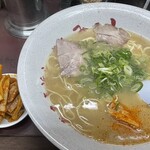 博多長浜ラーメン みよし - ﾗｰﾒﾝ＋単品ﾒﾝﾏ