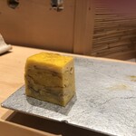 寿司栄 - 玉子
