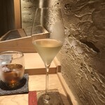 寿司栄 - グラス白ワイン