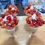 オウ ショウ カフェ - さくらんぼパフェ