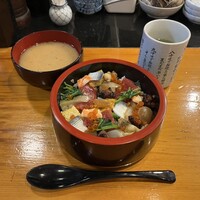 かぐら坂 新富寿司 - ばらちらし