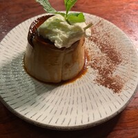 カルネジーオ イースト - 