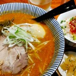 灼味噌らーめん 八堂八 - 