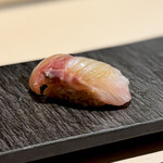 すし龍 - イサキ