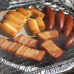 宇品BBQガーデン - お好みの食材を燻製で!