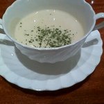 紅茶と洋酒の店 リンクス - スペシャルランチのさつま芋のスープ