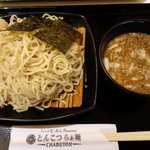 ちゃぶ屋 とんこつらぁ麺 CHABUTON - とんこつざるらぁ麺750円＆半熟味付玉子120円