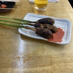 もつ焼き いとや - 生姜つくね、この赤い味噌が絶品