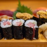 光寿司 - 2024.7 中トロ鉄火、握り（赤身、紅トロサーモン、煮はまぐり、特上北海うに）