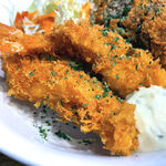 須賀乃湯 - エビフライは2尾も付いています。