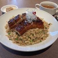 中国料理 美麗華 - 鰻炒飯