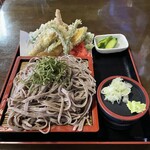 本格手打ち蕎麦・うどん 芭蕉苑 本店 - 天ざる¥1,100