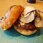 sio AOYAMA - 感動ハンバーガー②