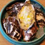 sio AOYAMA - 生牡蠣とサワークリーム レモンのグラニテ添え②