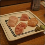 鳥焼き 大塚あけつげ - とり刺4点盛り ※2人前