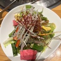 焼肉トラジ 京橋店 - トラジサラダ1/2