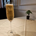 プチレストラン ブーケ・ド・フランス - りんごのスパークリング（ノンアルコール）