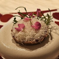 プチレストラン ブーケ・ド・フランス - 馬肉の上にパルメザンチーズ