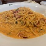 エルバッチャ - フレッシュハーブのトマトクリームソーススパゲティ
