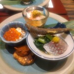 割烹 清風 - 八寸：稚鮎、鯵の酢〆、いくら、毛ガニ