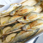 林屋 - 子持ち焼き鮎・７匹（3360円）