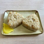 本家人力うどん - かしわおにぎり　170円