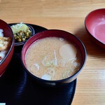 やぶ善 - 老舗蕎麦屋の旨い味噌汁。